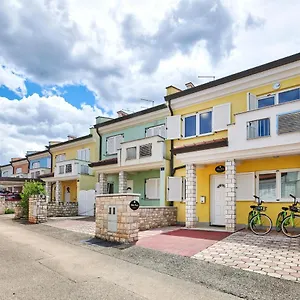  Ferienhaus Perla Kroatien